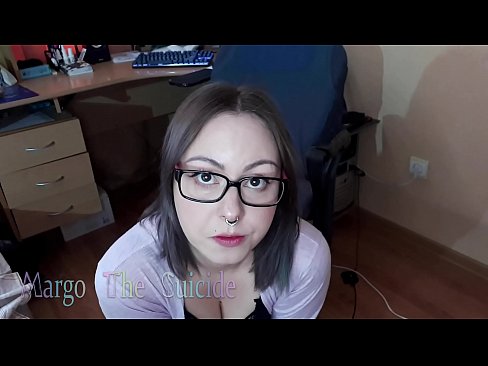 ❤️ Rapariga Sexy com Dildo de Óculos Chupa Profundamente na Câmara Sexo superior em pt.raceporn.ru ❌❤