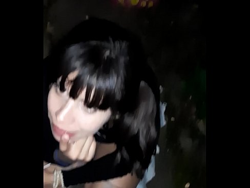 ❤️ Na rua, o pénis inchado em troca de doces Sexo superior em pt.raceporn.ru ❌❤